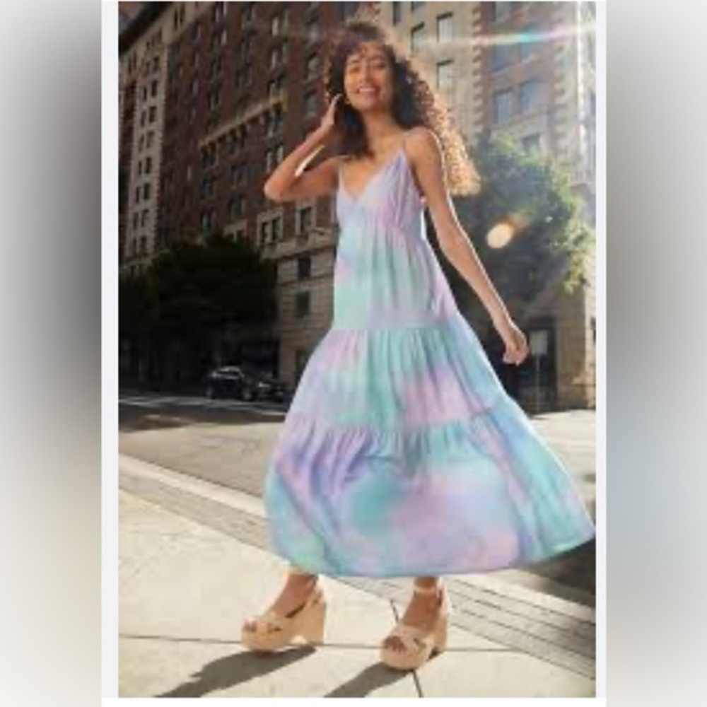 JUSTFAB  tie dye maxi sundress.  Size XXL BUT RUNS SMALL. NWT